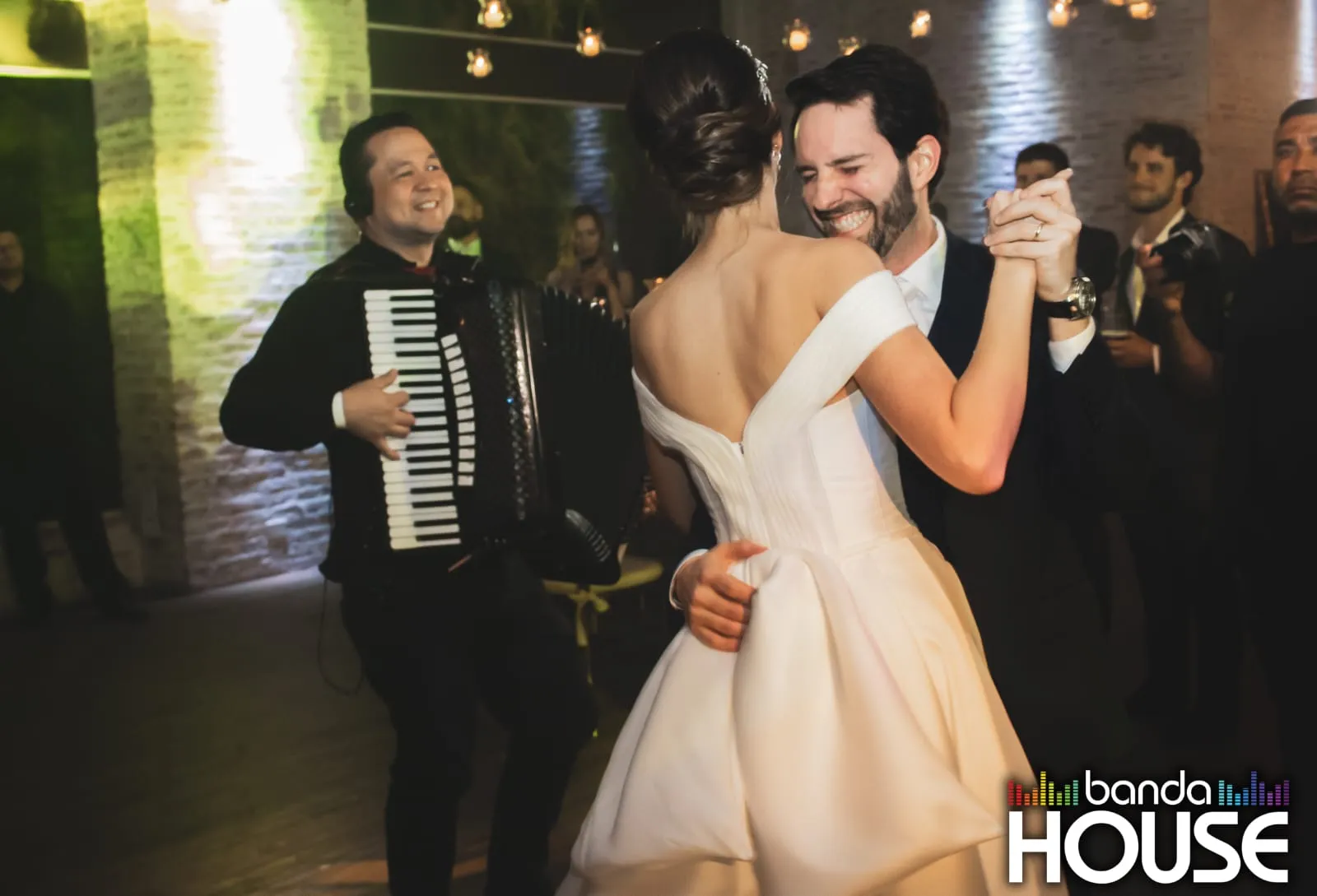 banda-house-recanto-(3)-divulg-casamentos-dolcemorumbi