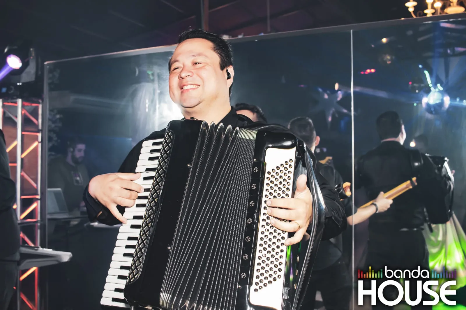 banda-house-recanto-(5)-divulg-casamentos-dolcemorumbi